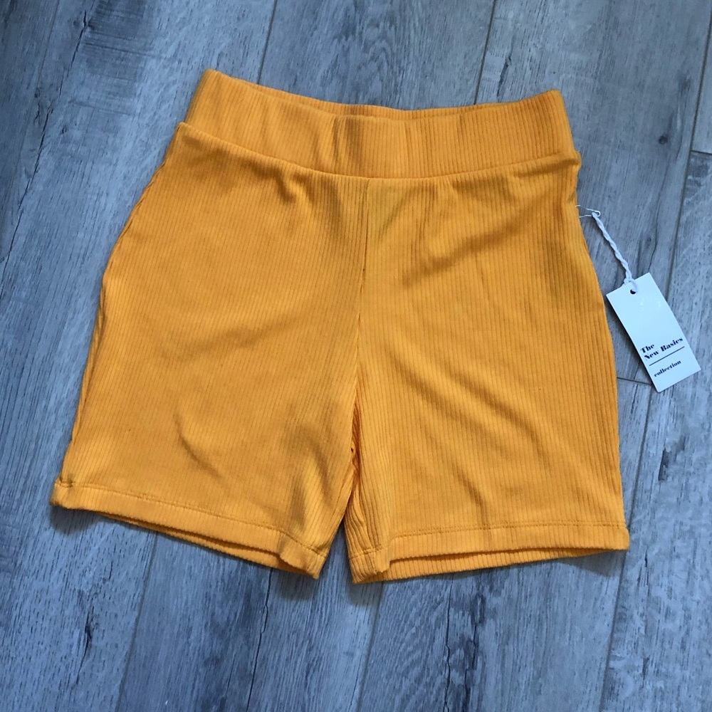 NWT Ribbed Biker Shorts